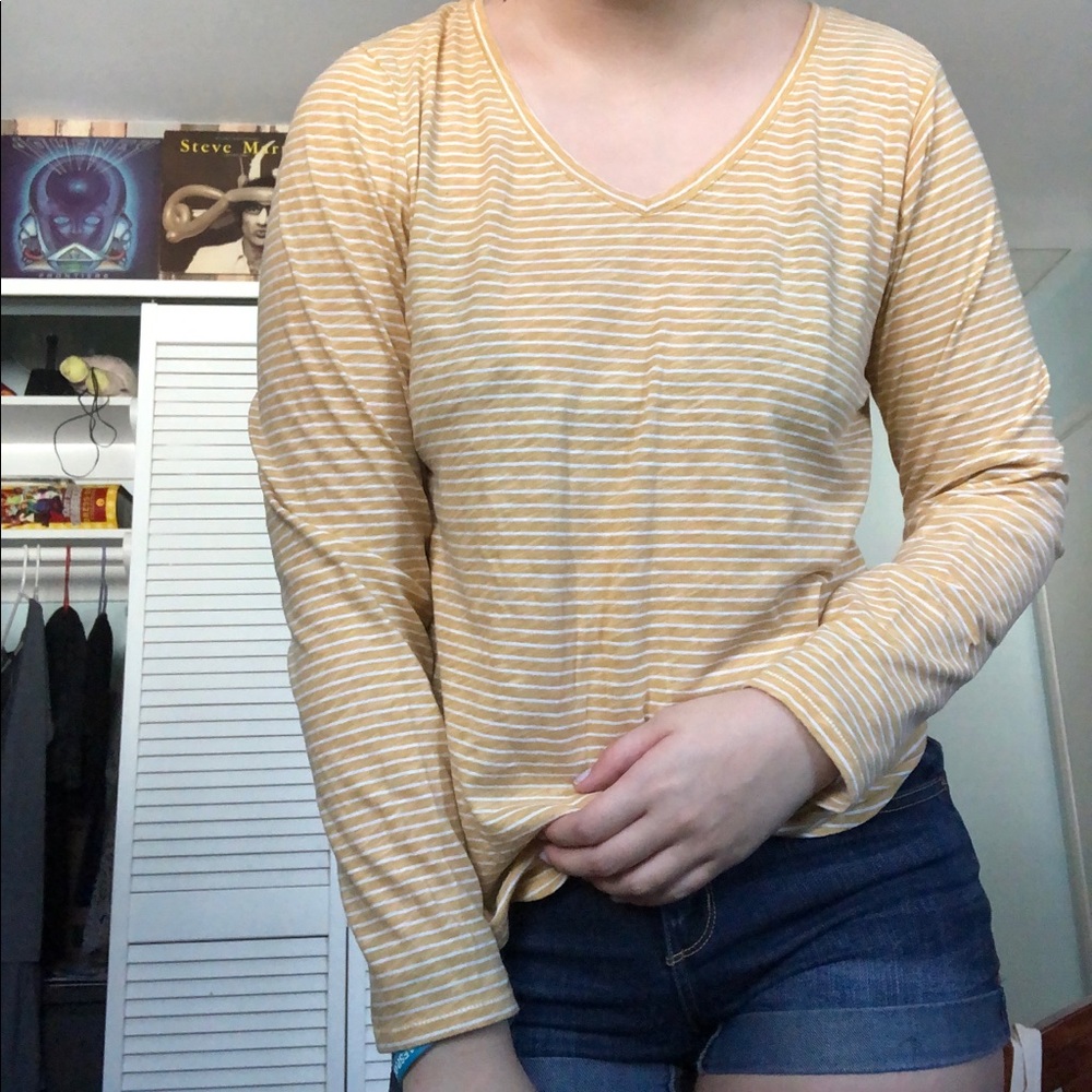 yellow long sleeve v neck w white strips